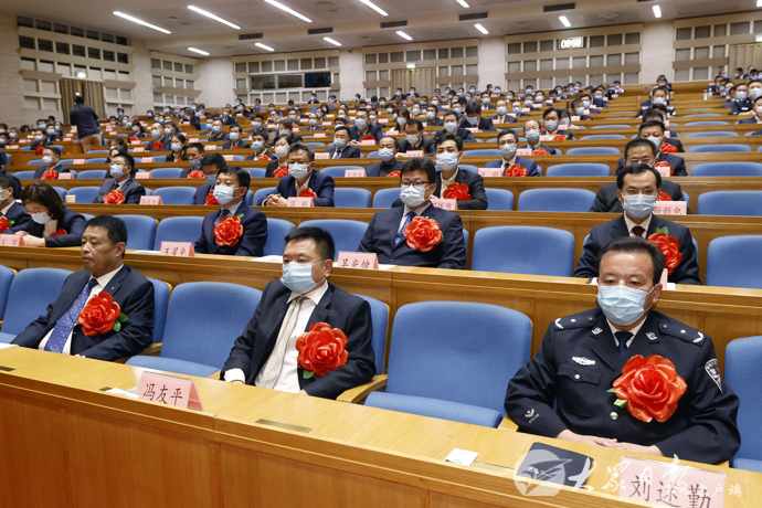 微信图片_20201114191506.jpg 微信图片_20201114191506.jpg